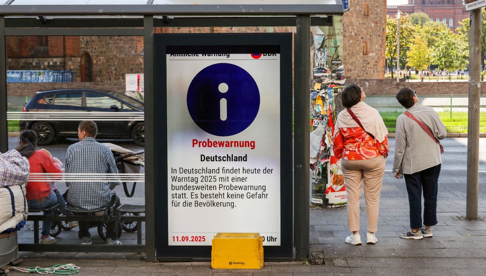 almanyada acil durum tatbikati uyari sirenleri caldi DNJbAGEr