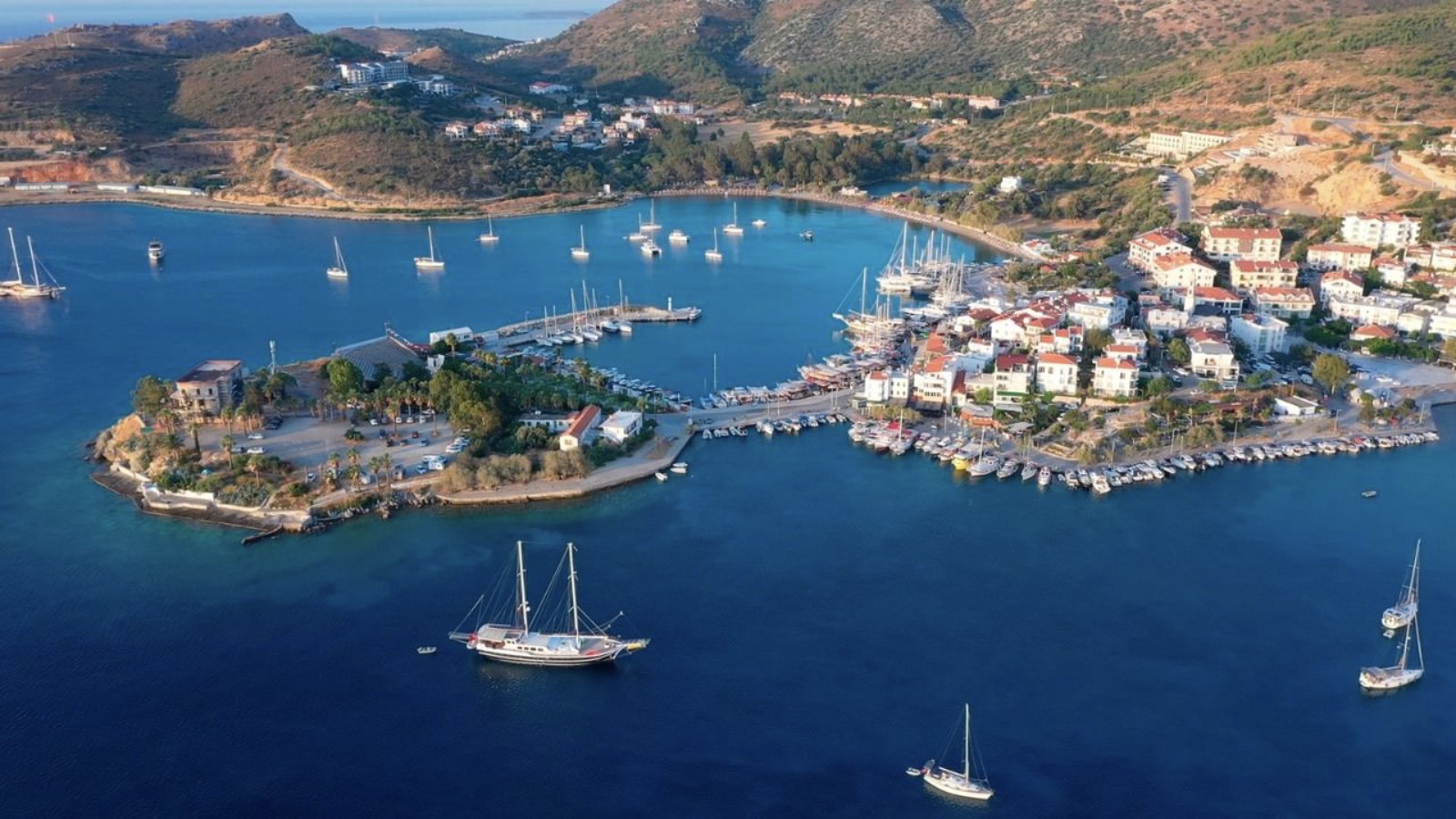 chpli ozcan datca iskelesine el konulma girisimini tbmmye tasidi 1S7Stl33