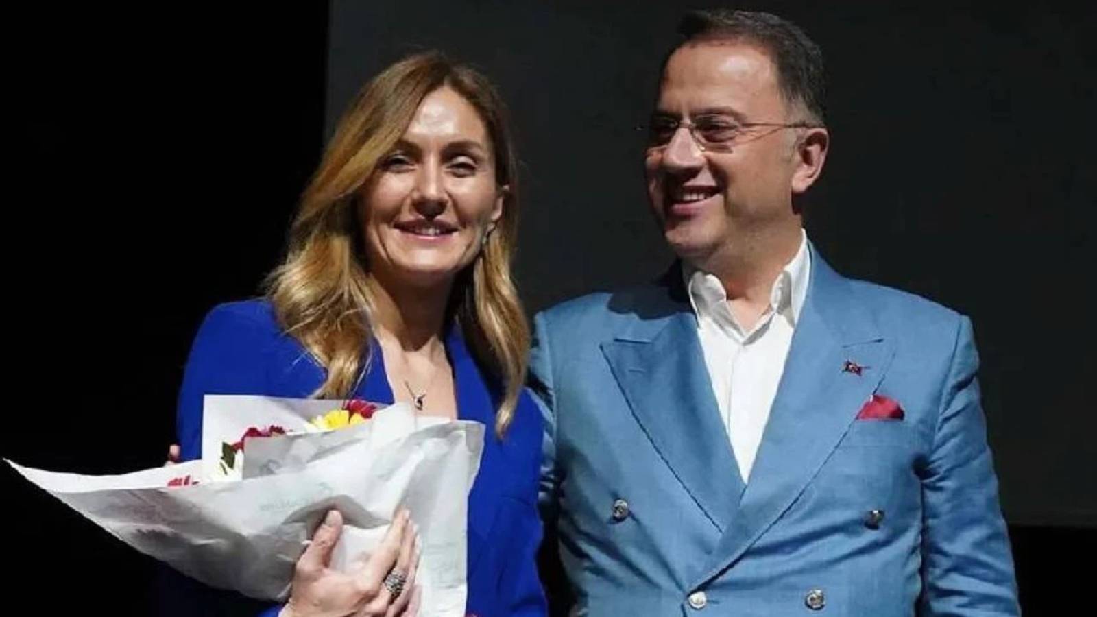 murat calik hayat arkadasim zehra ile evlilik yil donumumuz 207 gundur ayri dusmus olsak da kalbim her an sizinle seninle ve evlatlarimizla 3WXlCYzn