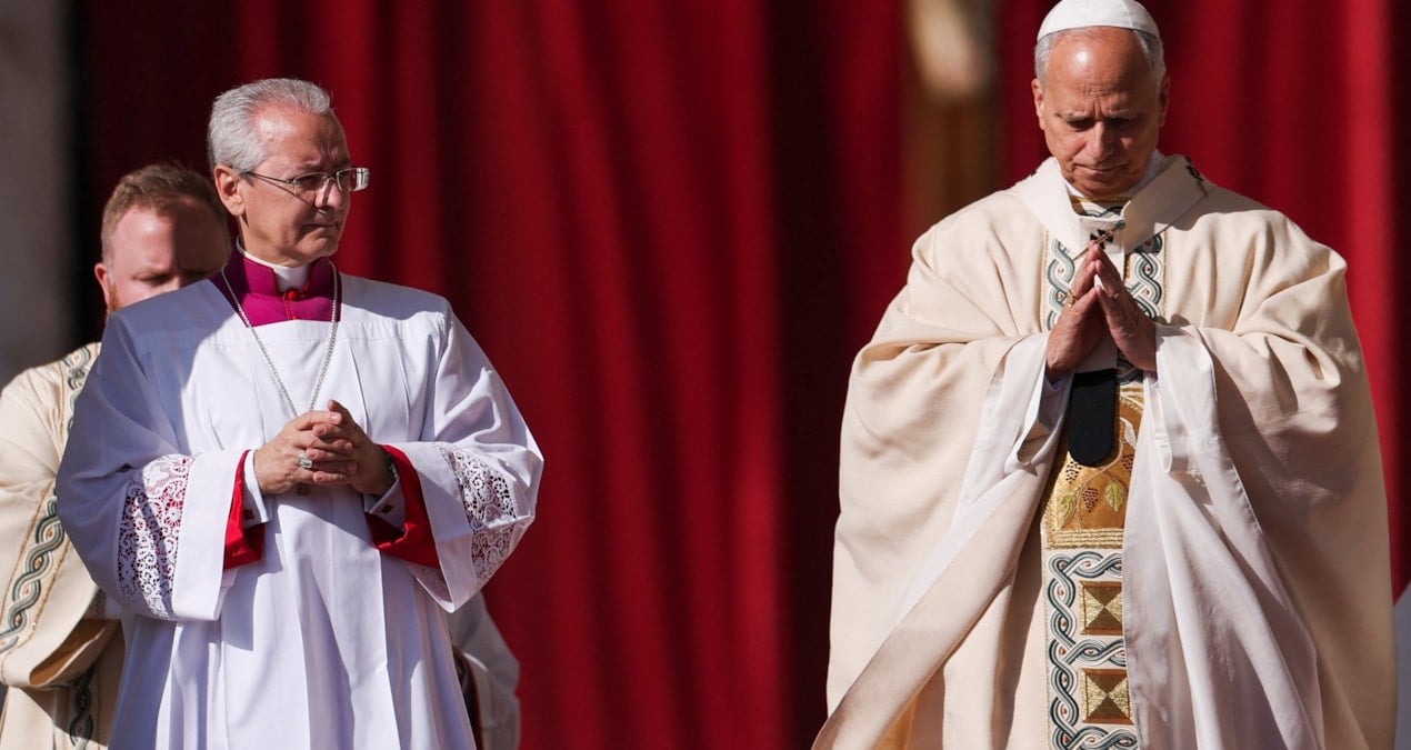 papa leo kilisesinin en buyuk utanciyla yuzlesti ux4XITqc.jpg