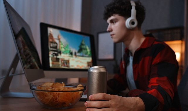 enerji icecegiyle alkol karisimi ilk belirtiler carpinti ve tansiyon yukselmesi U8FQ8iQa.jpg